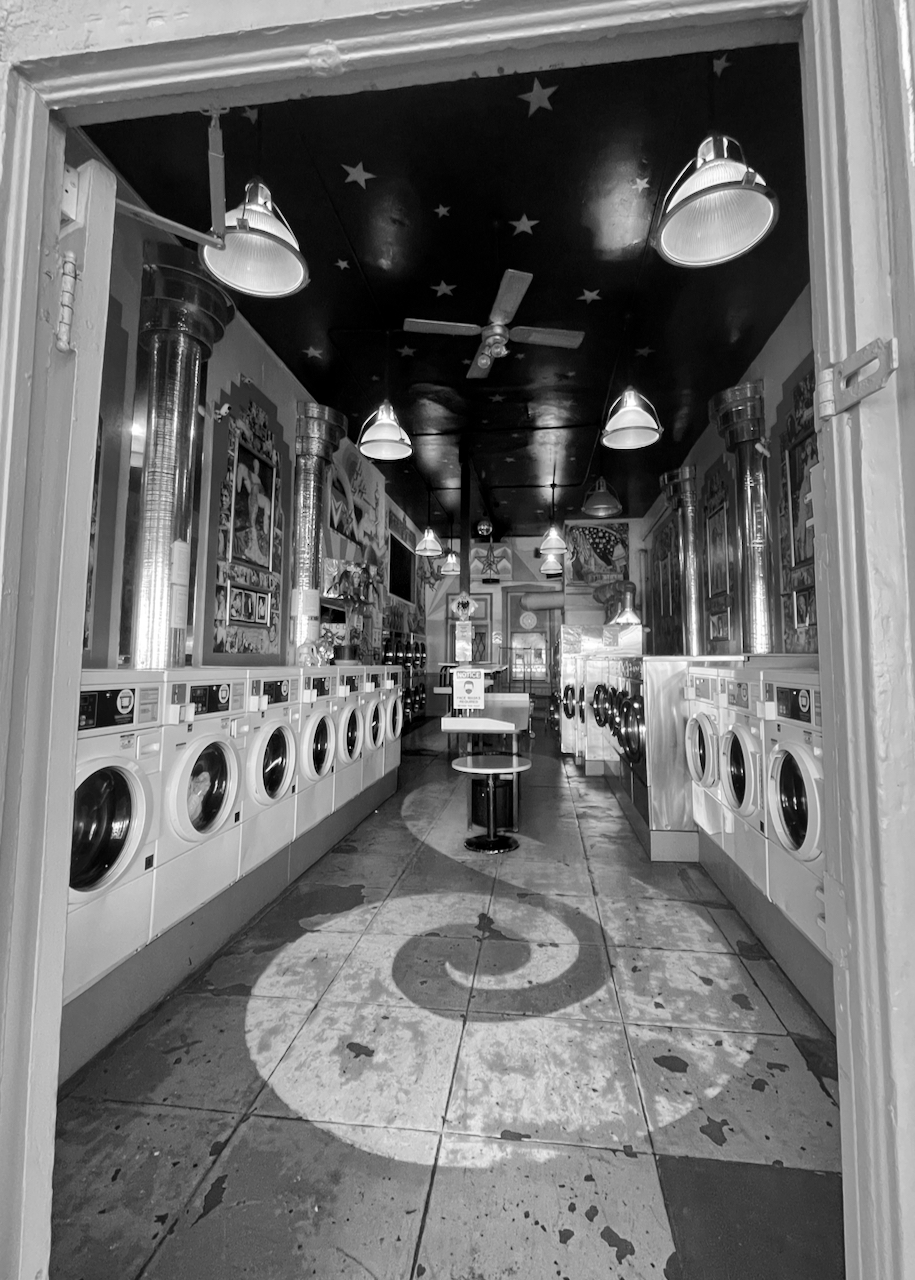 The Starwash laundromat image